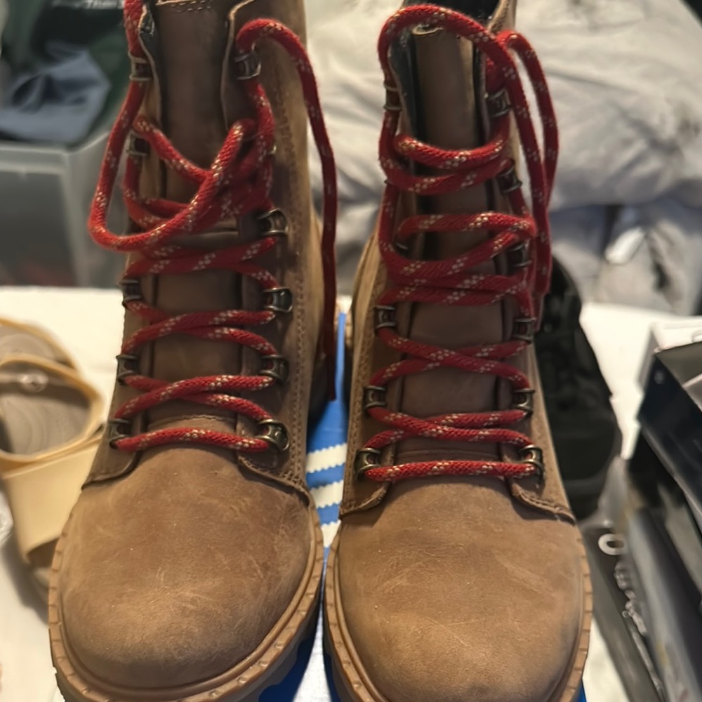 Brown Leather Boots with Red Laces